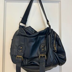 Chic Navy Leather Shoulder Bag